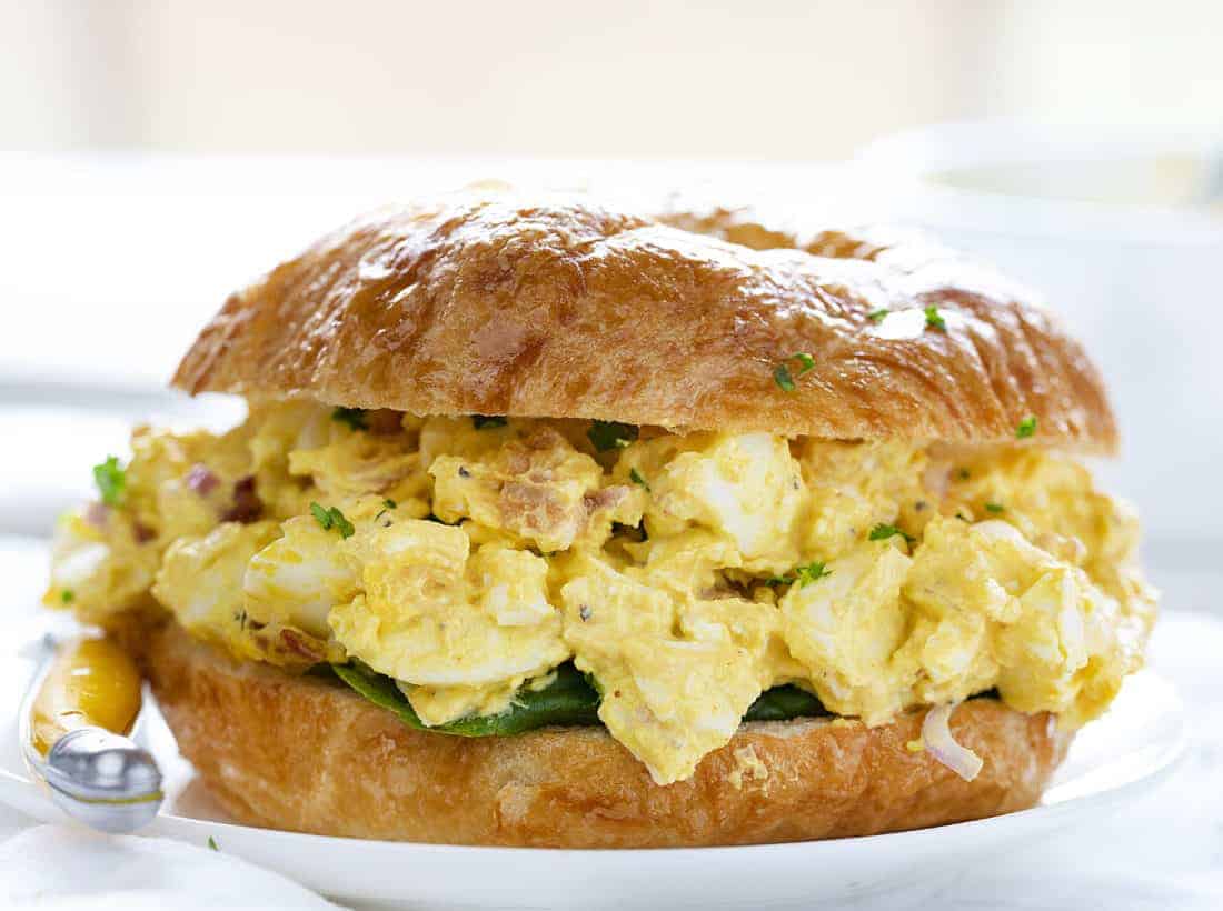 Egg Salad Croissant w/ Veggies*